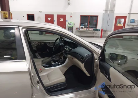 2015 Honda Accord Ex-L from USA, damaged, VIN 1HGCR2F80FA091349